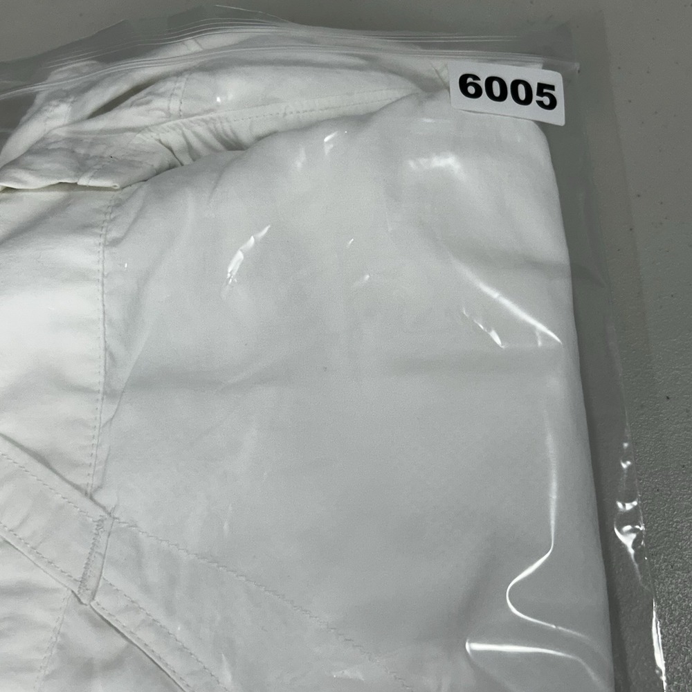 Columbia Omni Shade Shorts Women Size XL White UPF 30 NEW - Picture 11 of 11